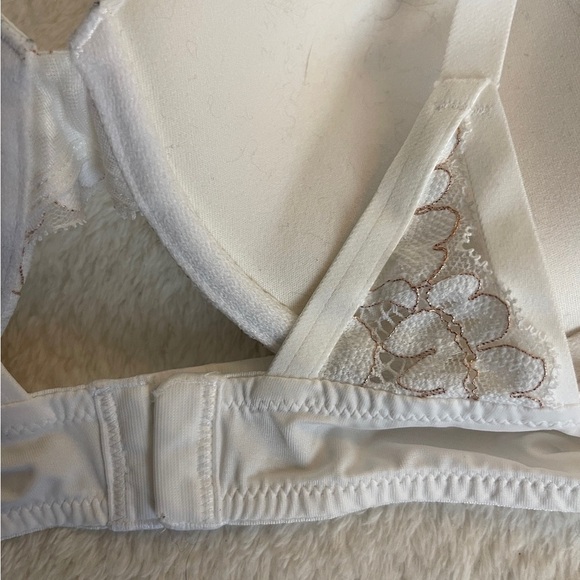 Maidenform White Floral Lace Bra - Picture 4 of 5